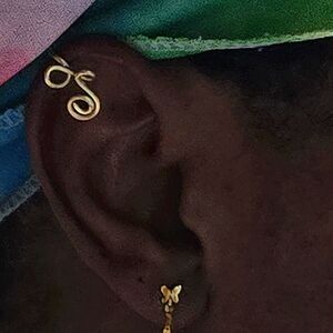 Minimalist Copper Swirl Ear Cuff